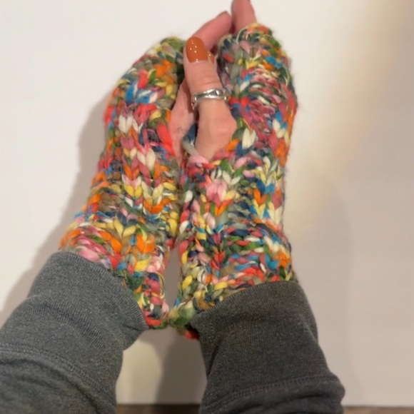 Mossimo Colorful chunky Knit Fingerless Gloves - Picture 2 of 5